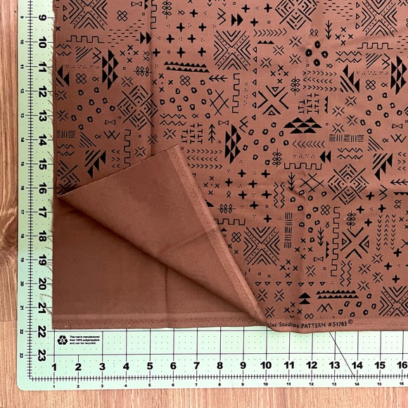 Fabric Bundle, 100% Premium Cotton, 2.8 yds total - Picture 3 of 9